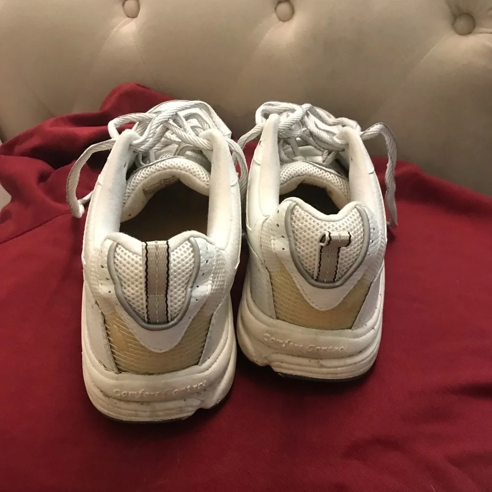 Dr Comfort sneakers